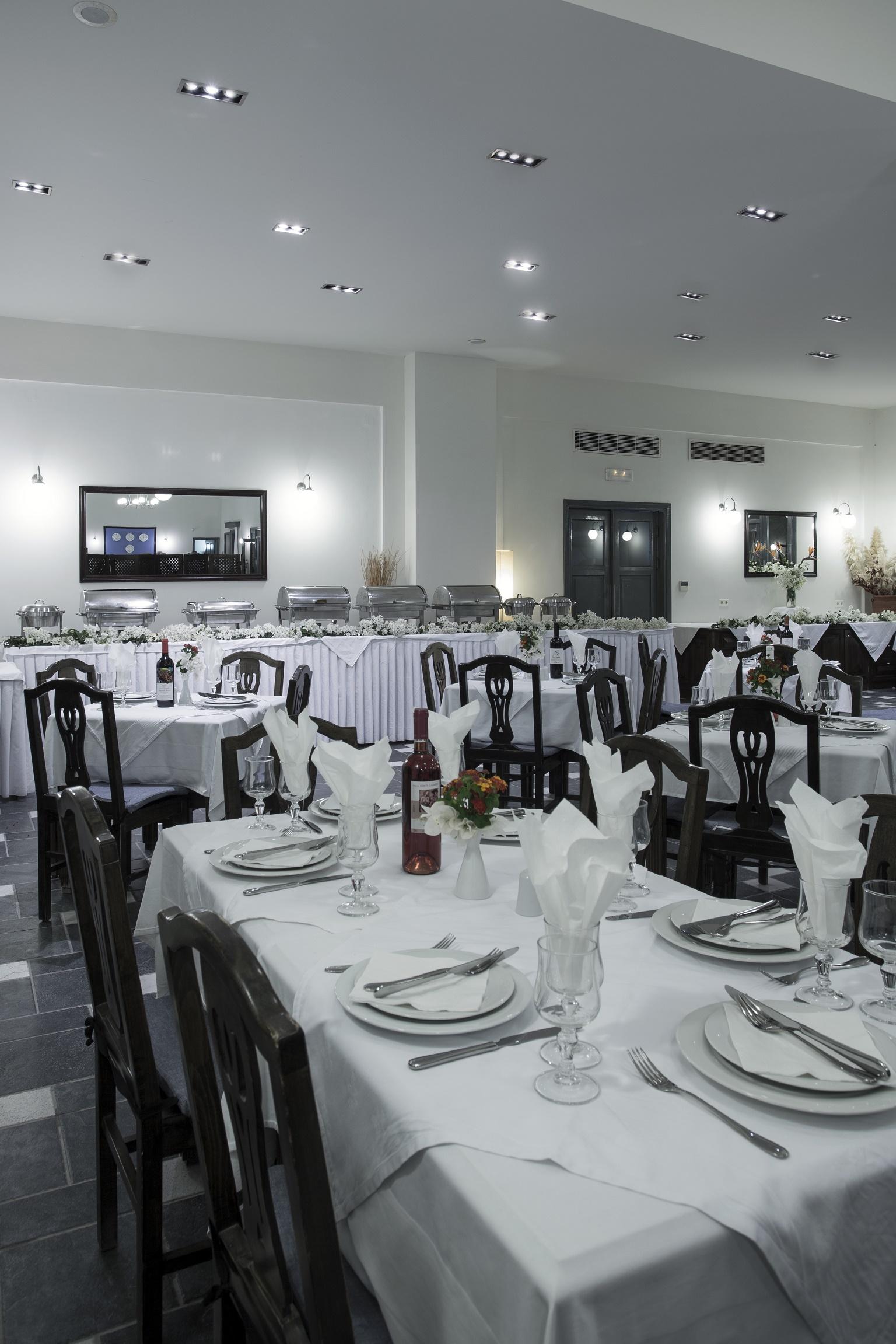 Rose Bay Hotel คามารี ภายนอก รูปภาพ