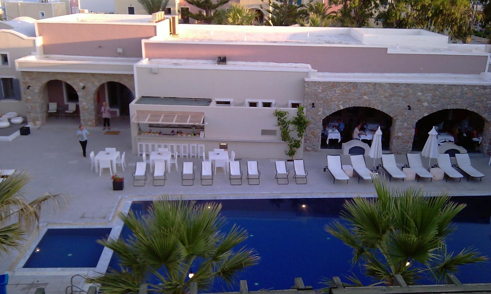 Rose Bay Hotel คามารี ภายนอก รูปภาพ